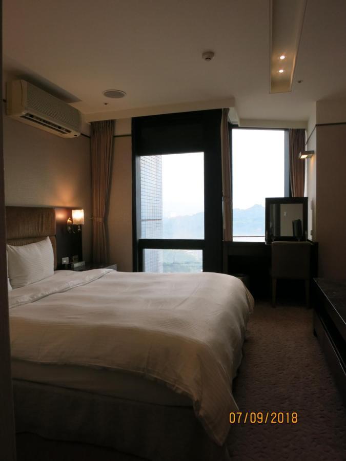 Rhine Inn Keelung Exterior foto